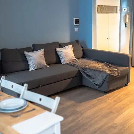 Cozy Duomo Retreat * Como