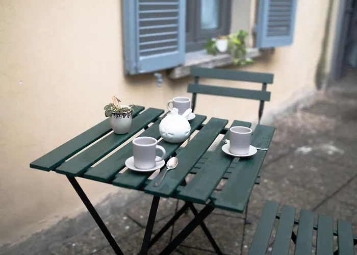 Cozy Duomo Retreat Como