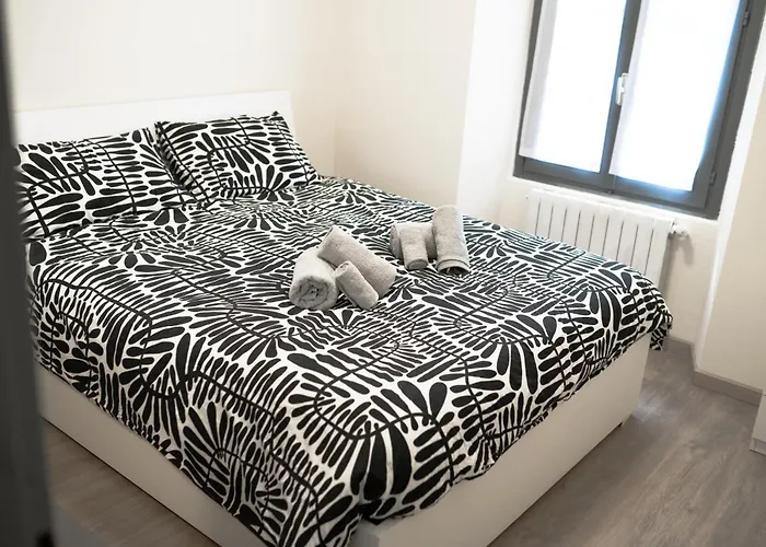 Cozy Duomo Retreat Apartment Como