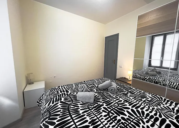 Cozy Duomo Retreat Appartement Como